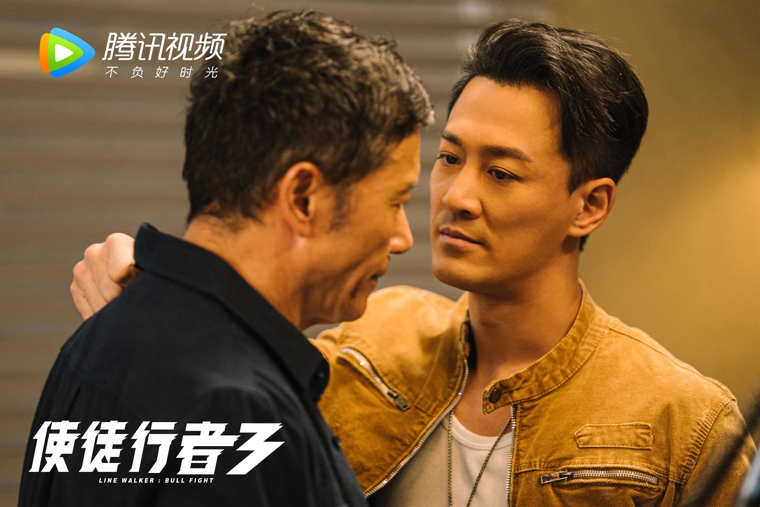 开云·体育官方网站入口-_水上漂浮运动盛典：在水面上演速度与激情_，水上漂浮物有哪些物品